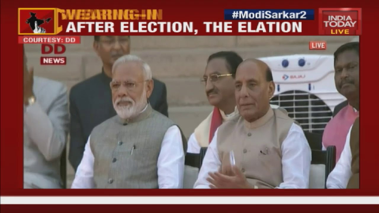 Venkaiah Naidu Arrives At Rashtrapati Bhavan For Narendra Modi's Mega Swearing-In Ceremony