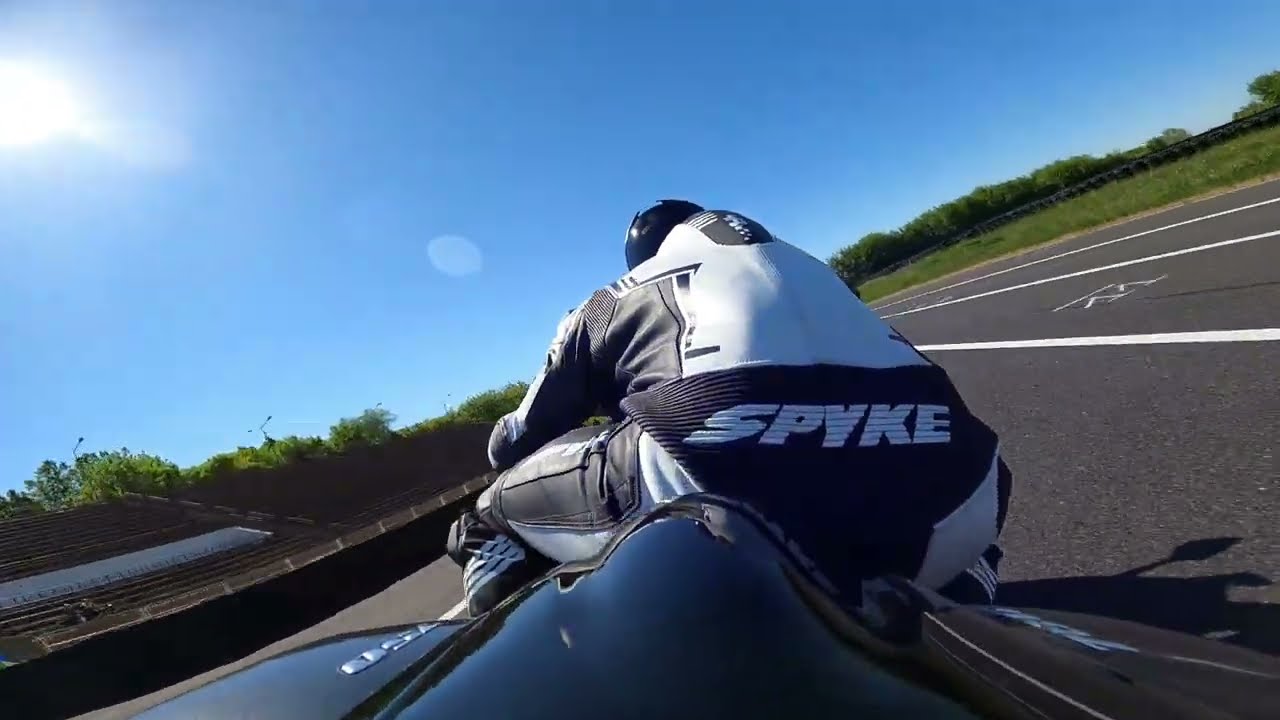 Onboard Suzuki GsxR 750 K6 Tor Radom motocykl  Spyke Assen 05.22