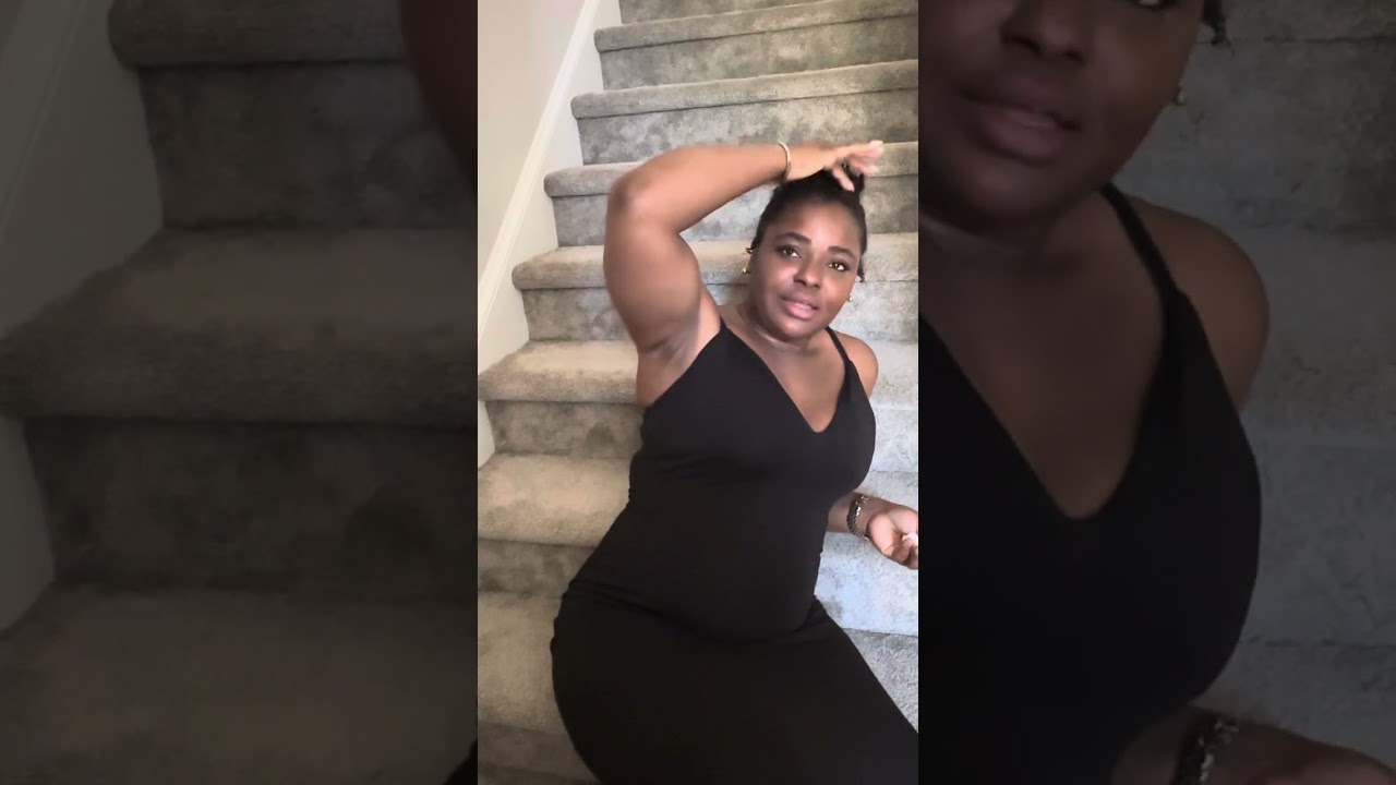 Dee puts Ashley out!
