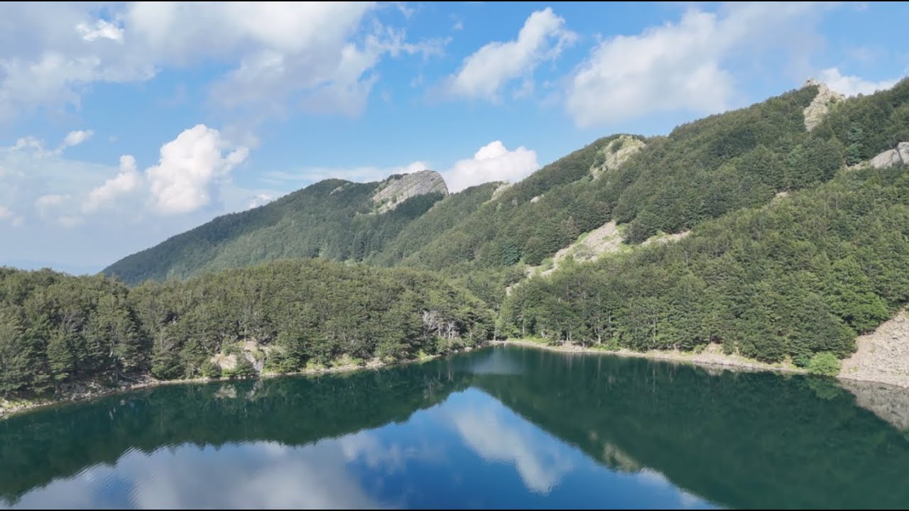 Hiking Monte Marmagna &ndash; Lakes, Clouds & Mountain Magic in the Italian Apennines