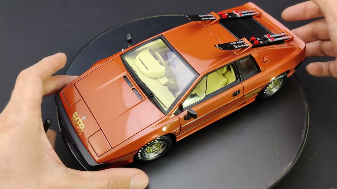 1981 autoart lotus esprit 1:18 James bond 007 