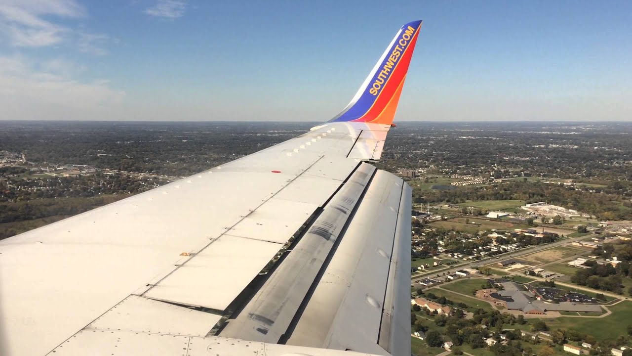 Southwest Airlines Boeing 737-300 Landing at Detroit Metro Airport