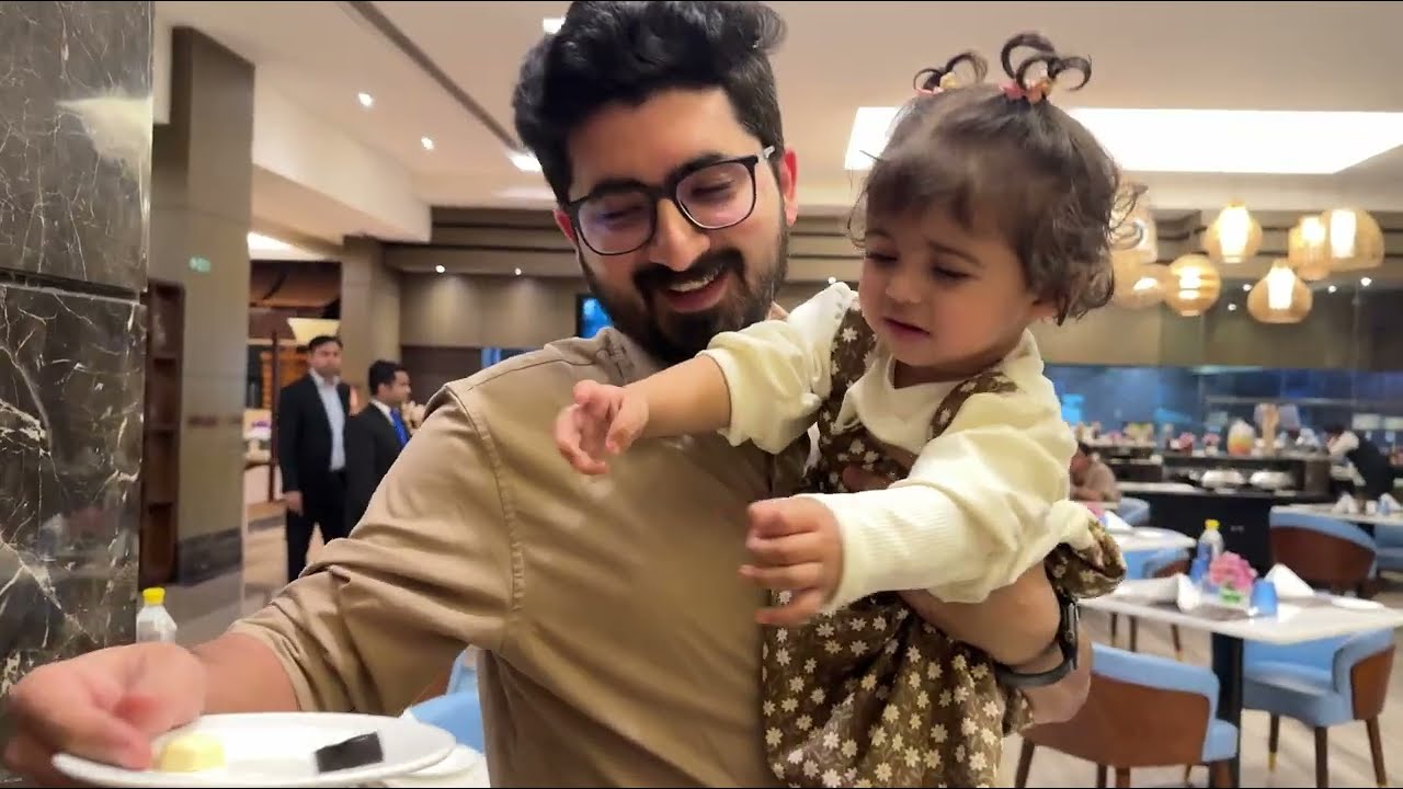 She woke up listening Mamu's name🥺❤️