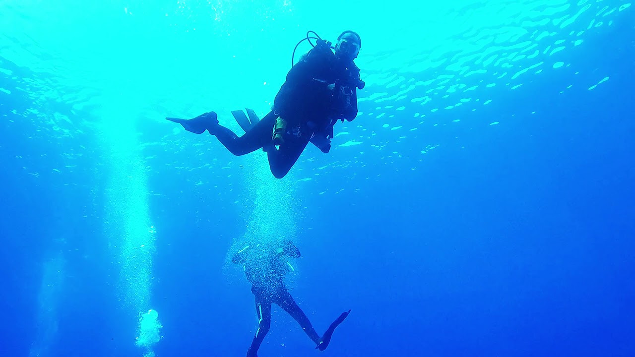 Scuba Diving Malta and Gozo  Diving the Blue Hole, Chimney and Cave at Dwejra