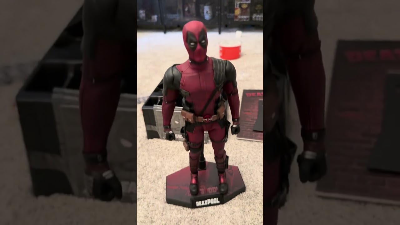 Hot toys Deadpool 2 1/6 scale figure review @Kazumacollection first hot toy review no hate