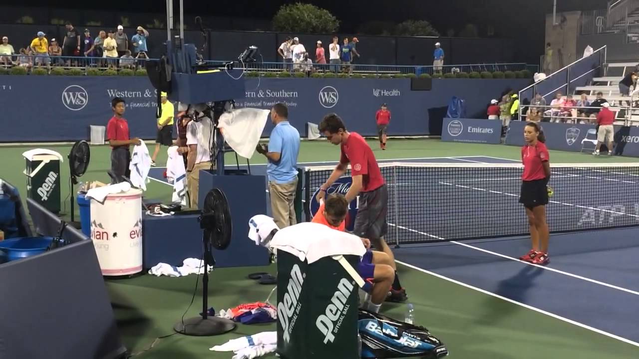 Kokkinakis-Harrison handshake and some chatter in Cincinnati