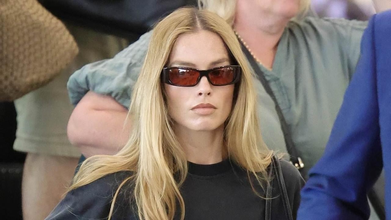 Margot Robbie's Stealth Sydney Arrival & The 'Wuthering Heights' Secret