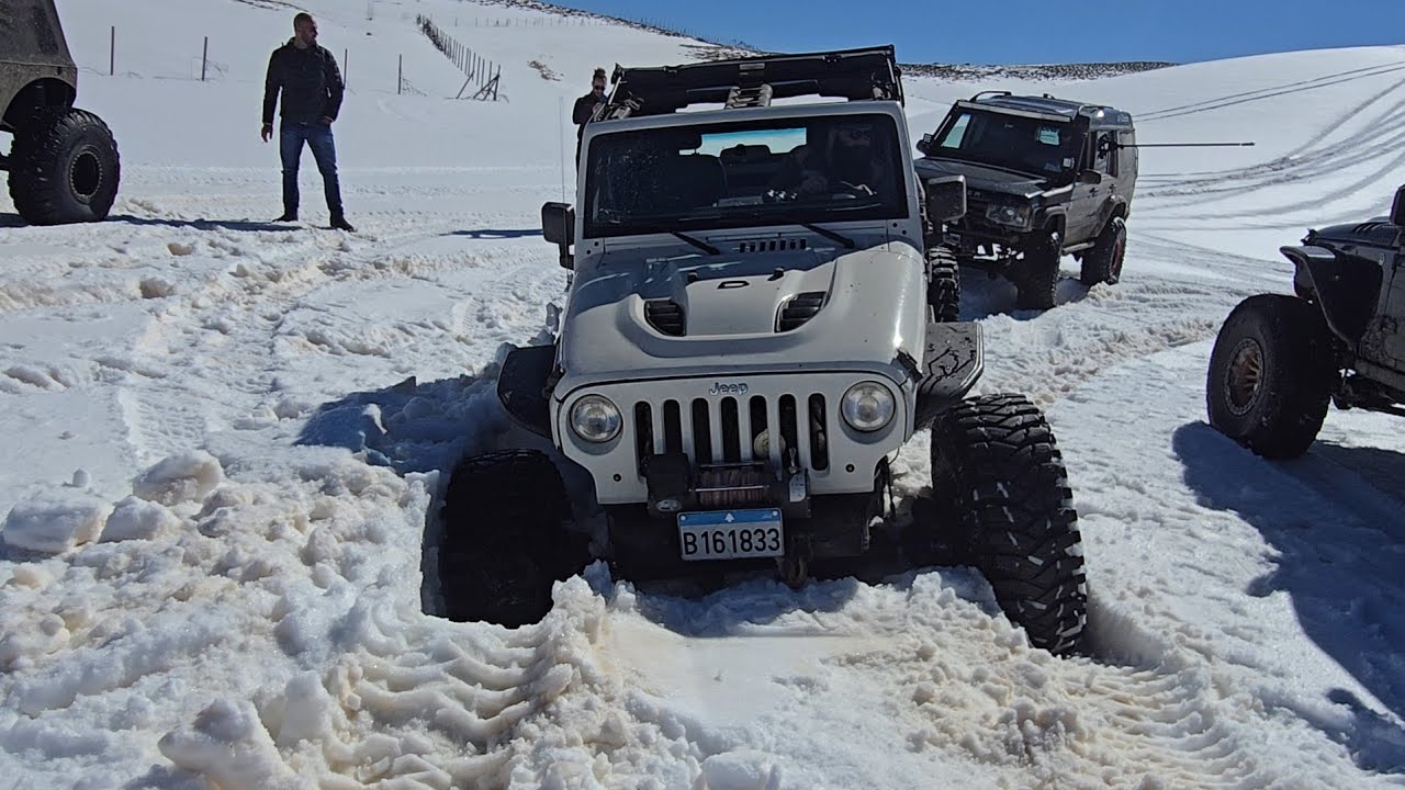 Wrangler vs. Snow ❄️ Who Wins?