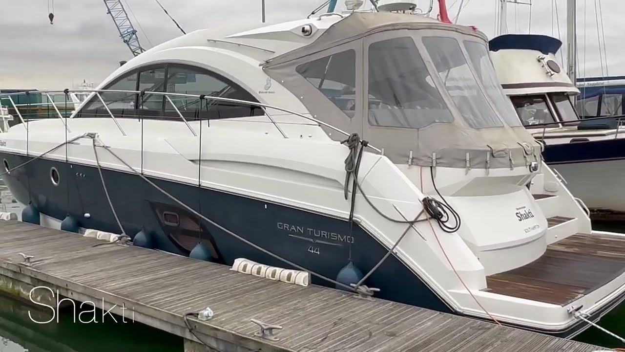 Shakti - Winter run to Swanage Bay to Stretch the Engines