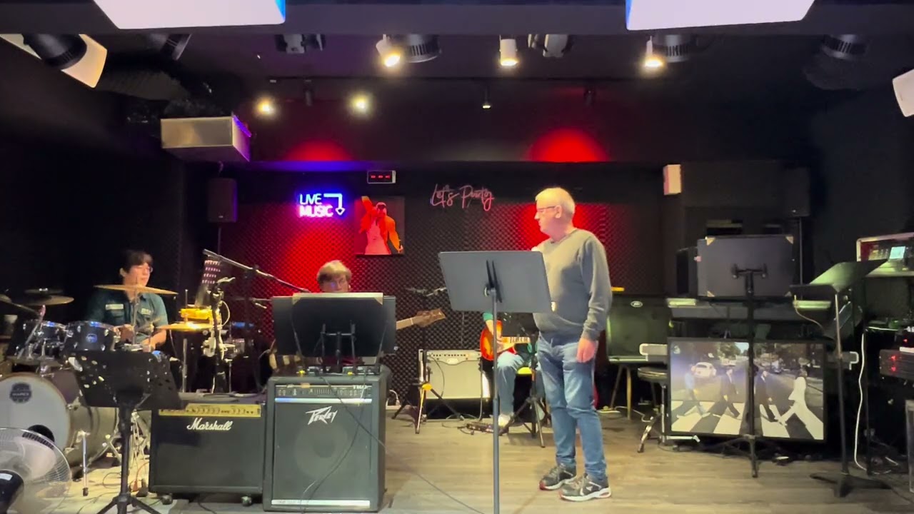 I want to break free cover by Kim @ESGlivebandmusic 