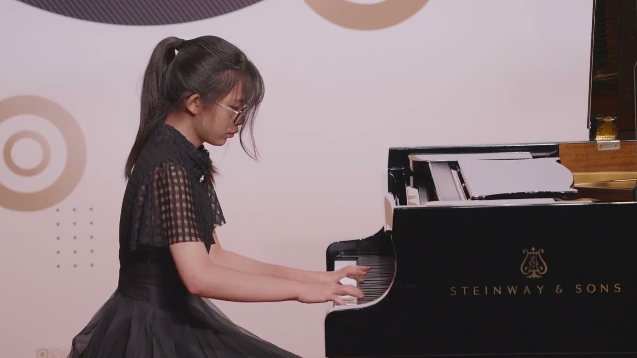 陳品臻 - Debussy Jardins sous la pluie