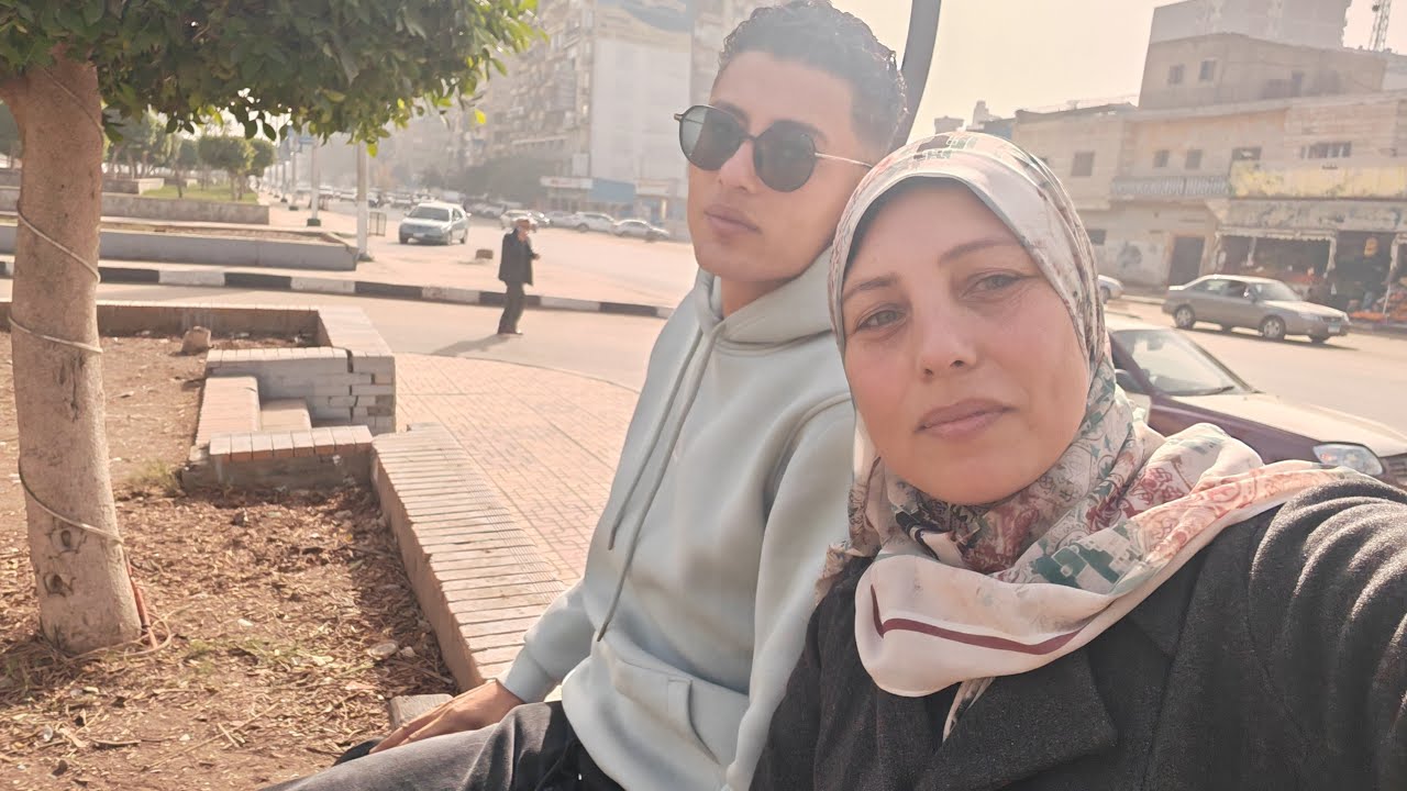 تأقلم يا صديقى ‏فنحن نعيش مع قوم لو علموا أنه غدا يوم القيامة لرفعوا سعر سجدات  الصلاة