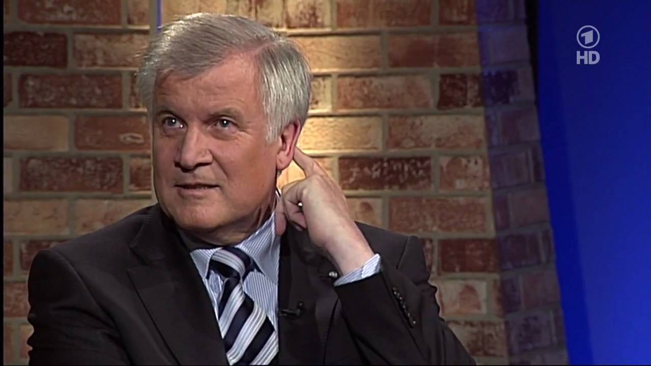 Horst Seehofer (2/2) bei Pelzig unterhält sich 20.05.2010 - HD - Part 3 / 9