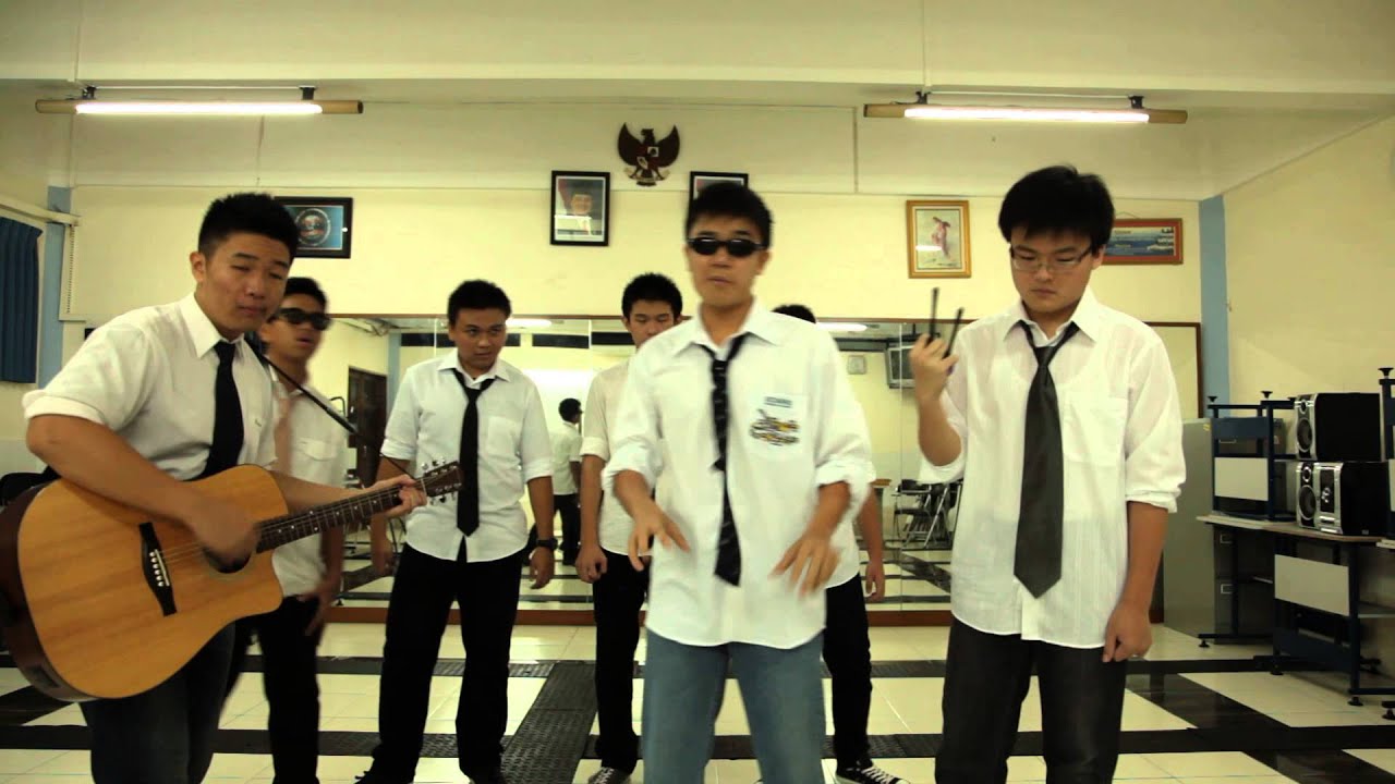 MUSIKALISASI PUISI 