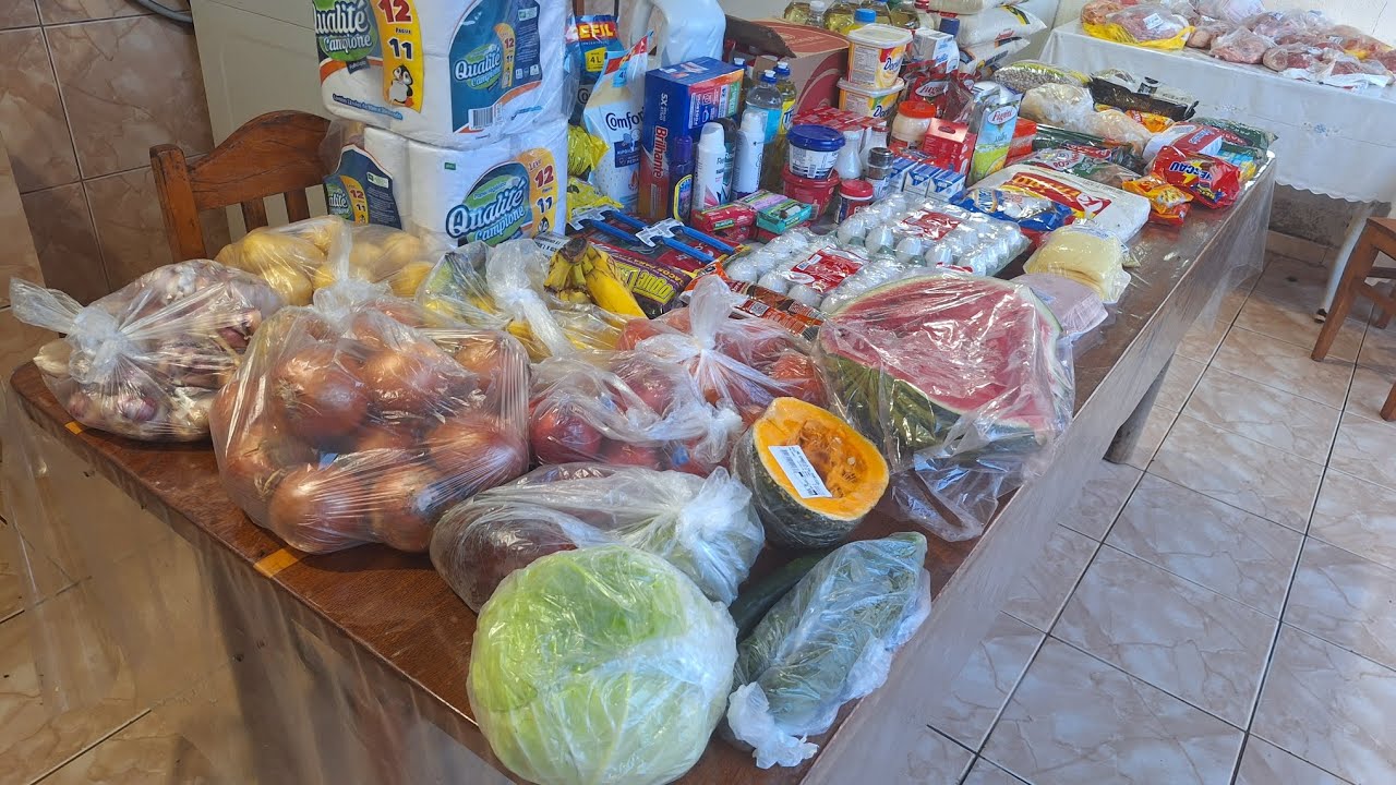 Fazendo as compras do mês 