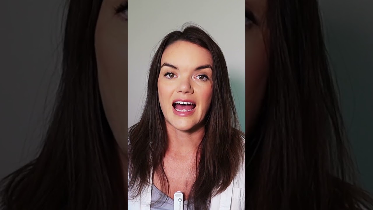 Knitting for Beginners 🧶 | Choosing the Right Yarn + Color for Your First Project