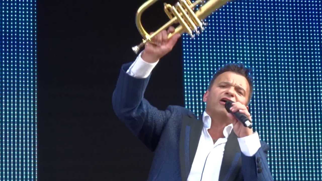 Markus Wolfahrt - Improvisiertes Medley (Bergvagabunden und Klostertaler-Medley)