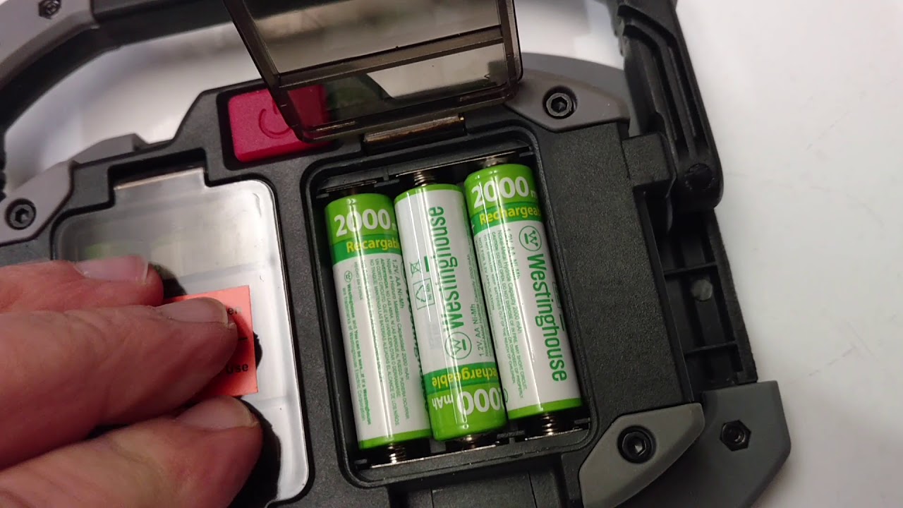 Home Depot Husky 1,000 Lumen AA Battery Work Light