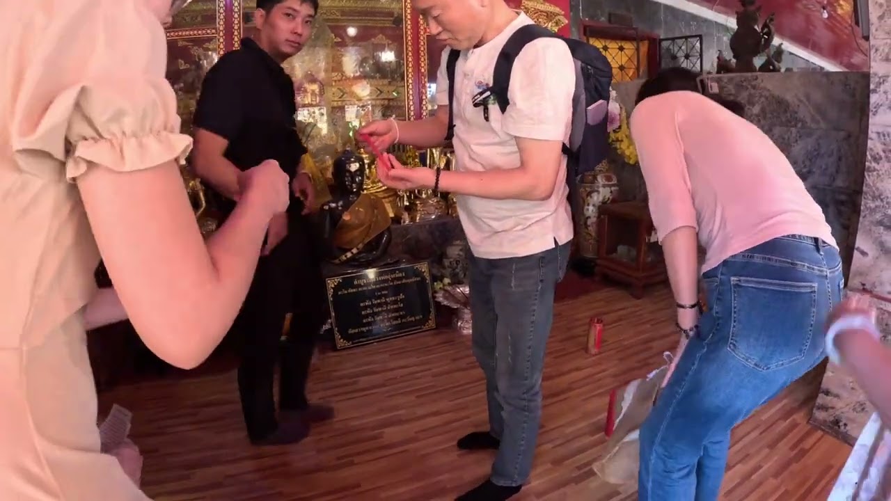 Thaiföld   Wat Phrathat Doi Suthep   Fehér Elefánt temploma