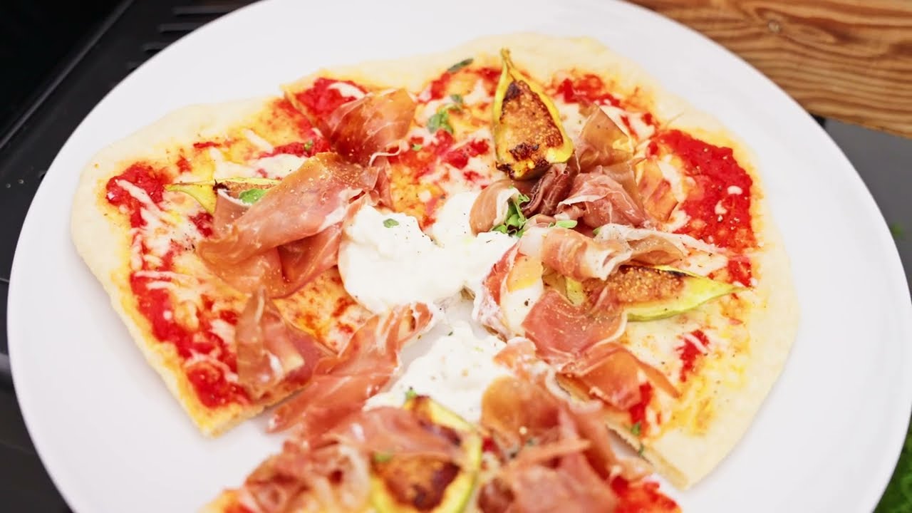 Versa-Tile Rezept: Pizza mit Feigen, Burrata & Rohschinken | Char-Broil