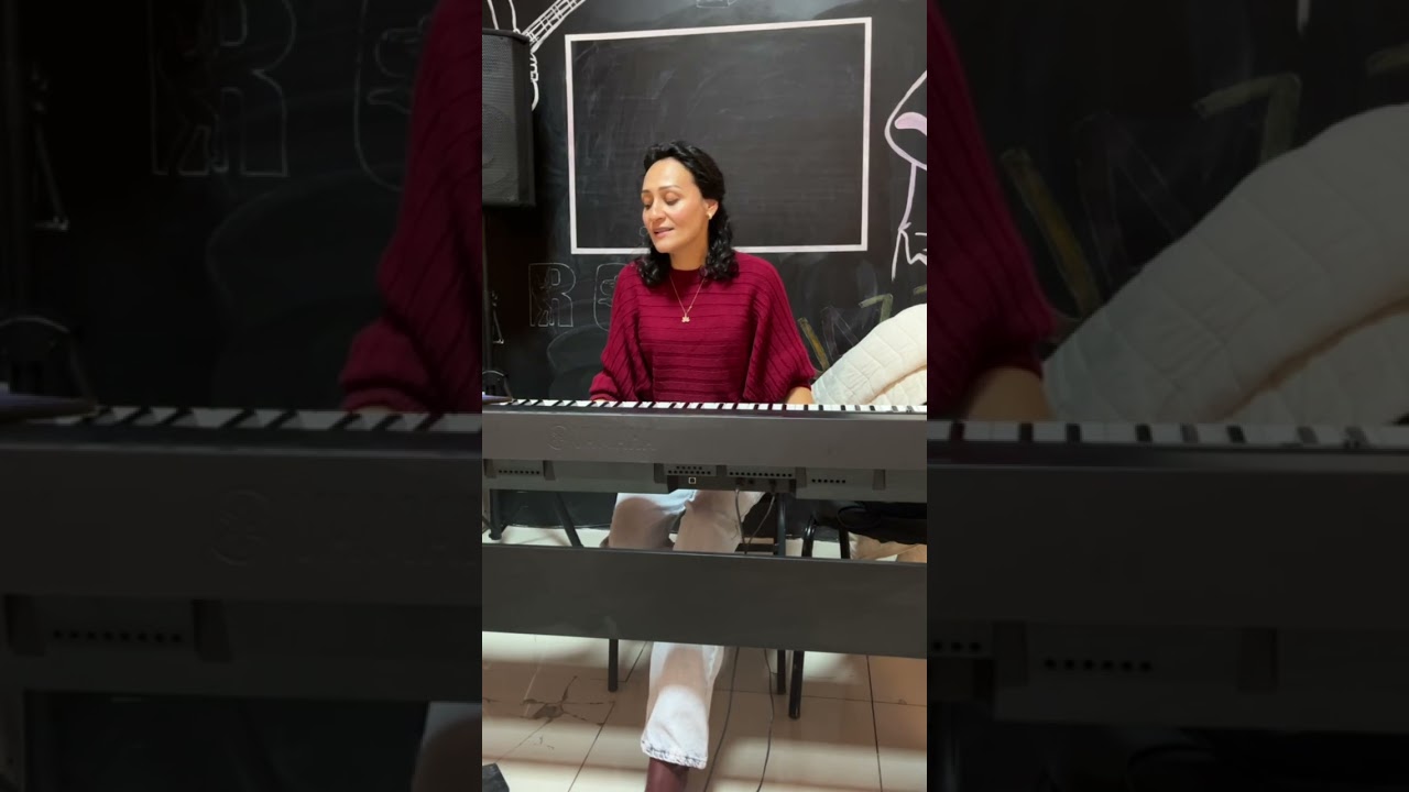 После долгих лет я вернулась🎼 к музыке🎹 🥰#tashkent #музыка #вокал 