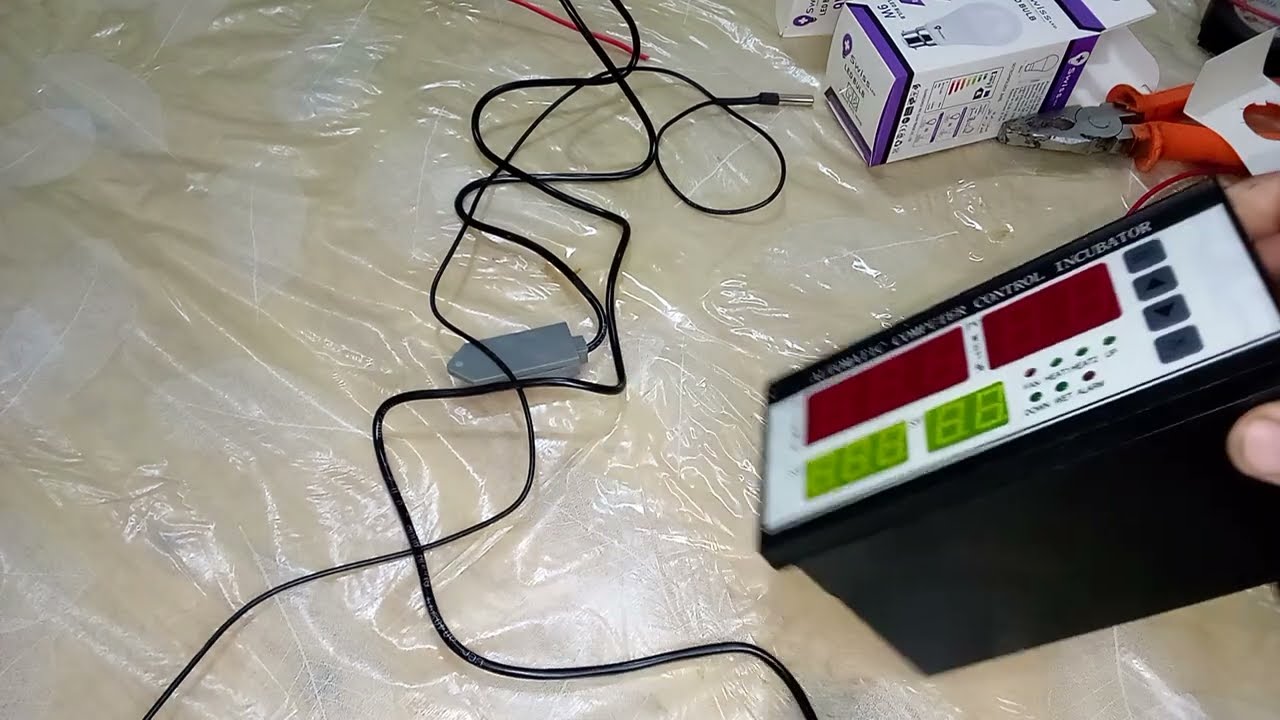 تشغيل متحكم الحرارة و الرطوبة xm18 , ب 12 فولت