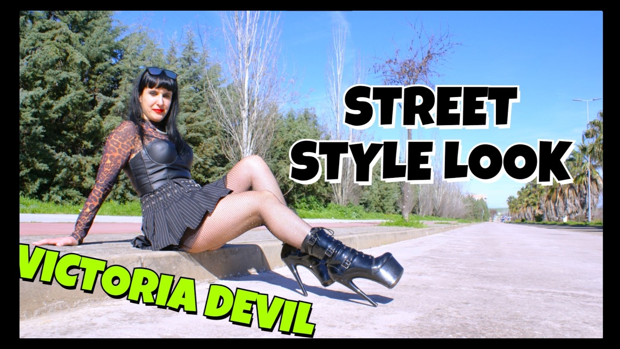 Victoria Devil Street Style.🖤 Leopard , Miniskirt, Leather & Heels under the Sun. ☀️
