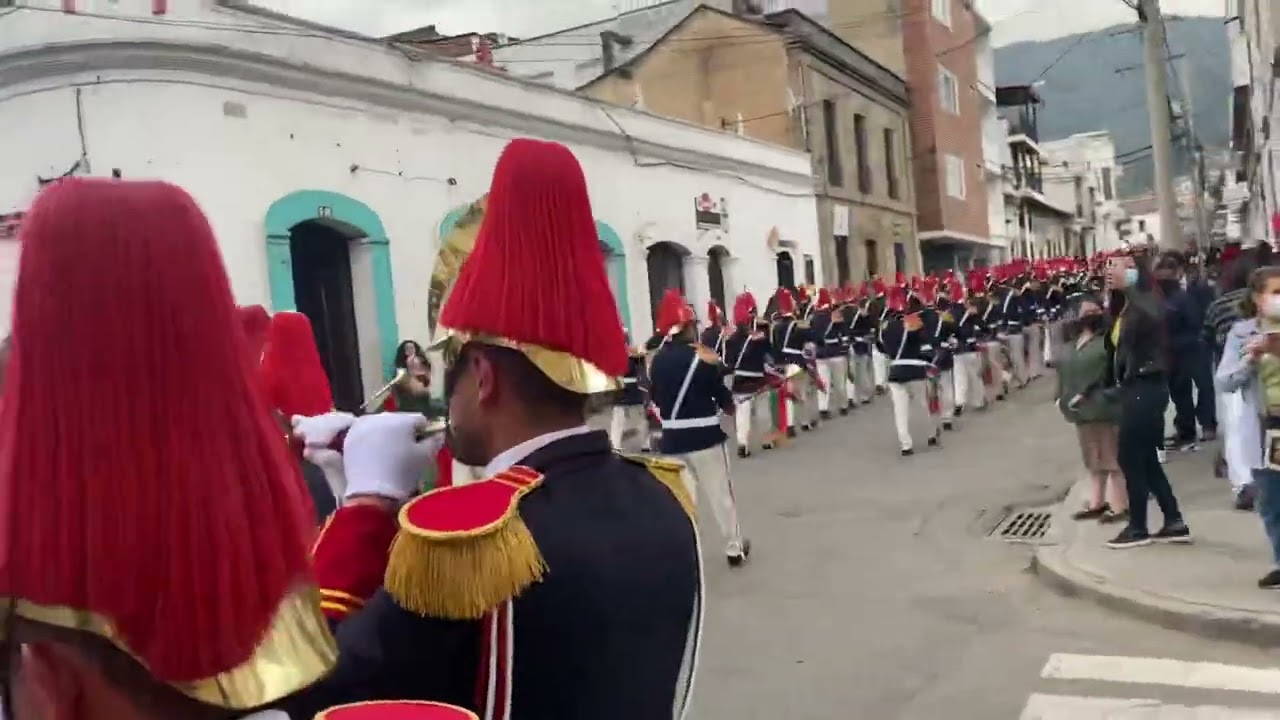 Banda de ex alumnos San José provincial 2022 Semana Santa jueves santo