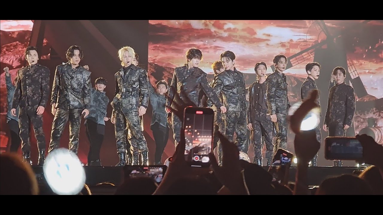 SEVENTEEN - HOT + CHEERS + WORLD + DON QUIXOTE | Live at GOLDEN DISC AWARDS | FANCAM