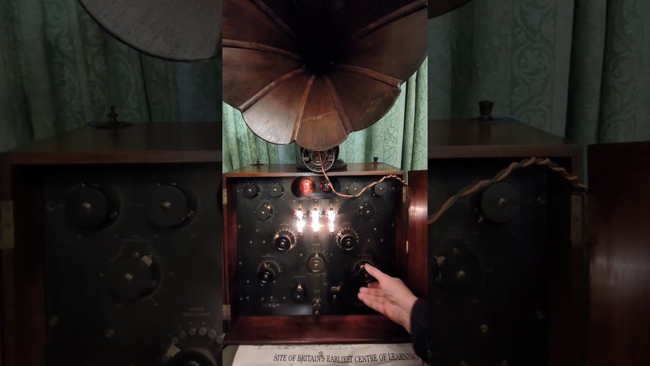 Marconi Scientific Instrument Ltd. radio from 1922
