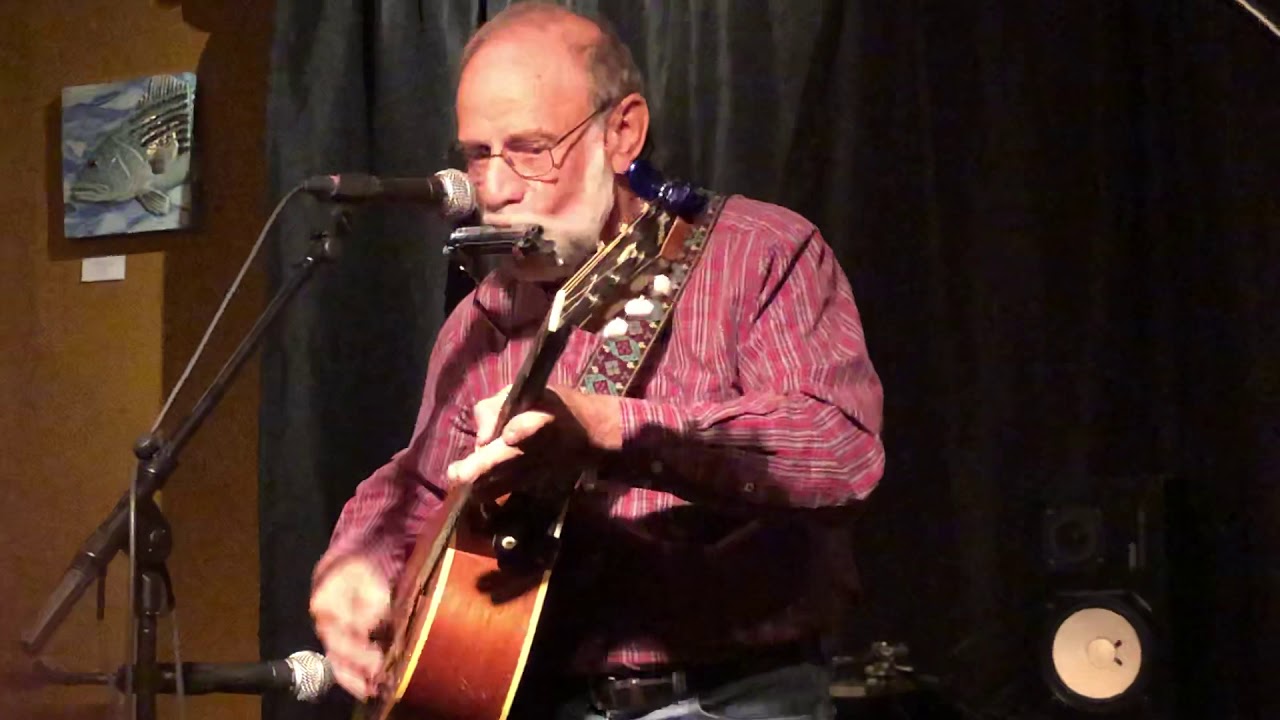 Robert Alan Seslla Infinity Hall Open Mic October 17, 2019