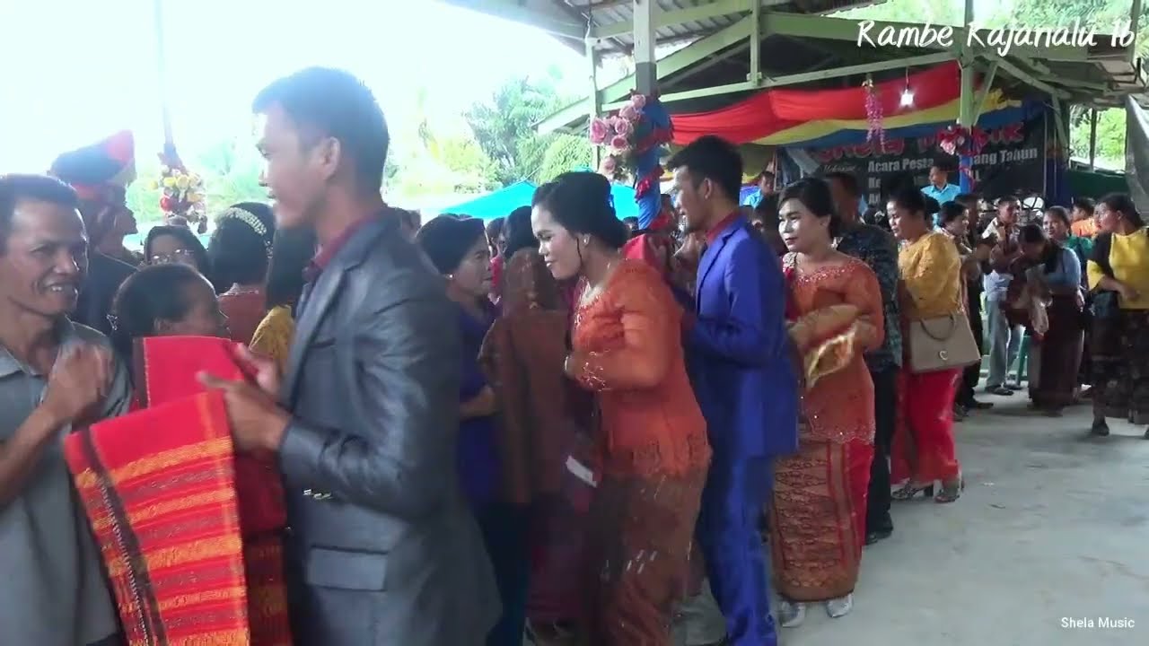 Budaya Batak | Mangelek Boru | Moment Wedding REGANDI & RUTH | Goyang Itik