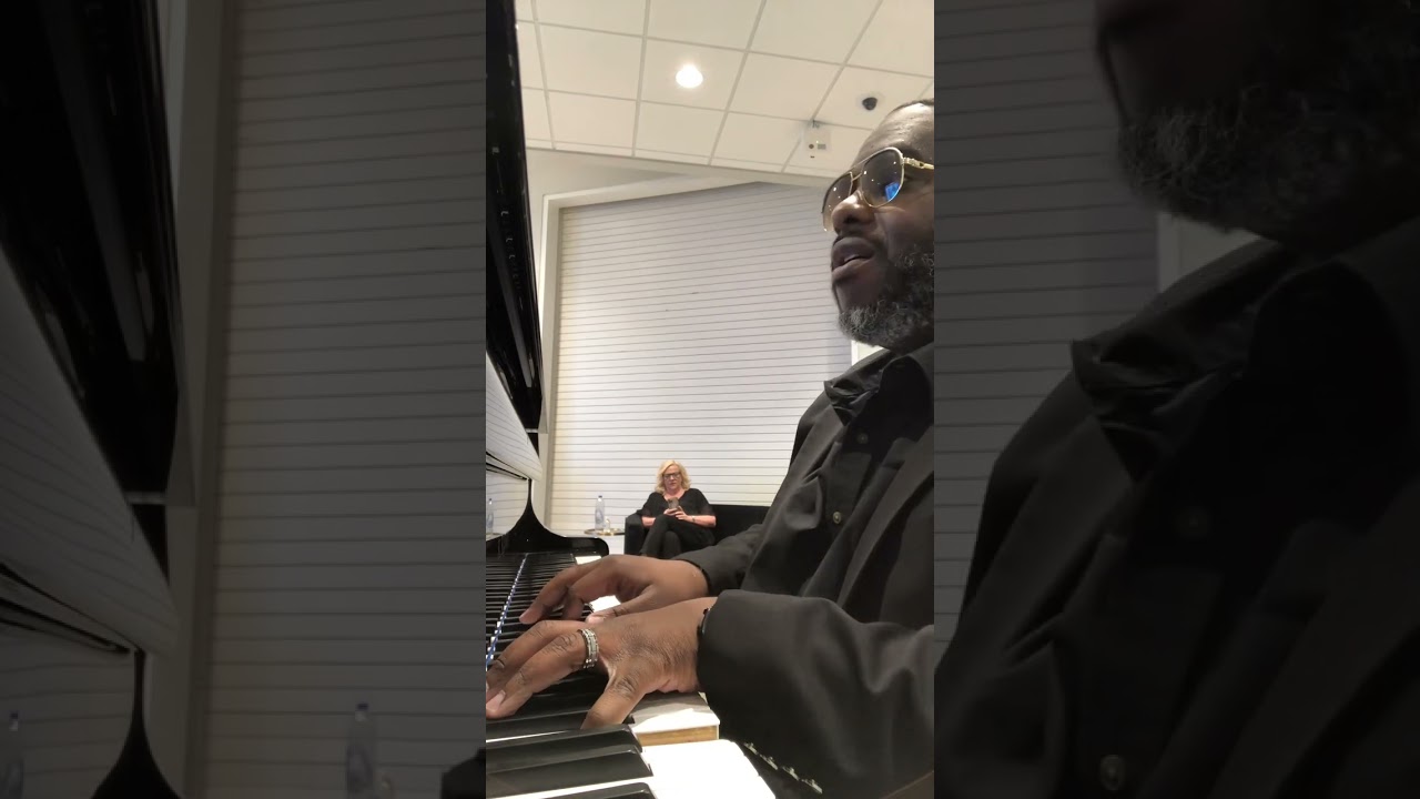 Playing A Song By Sinach: Waymaker