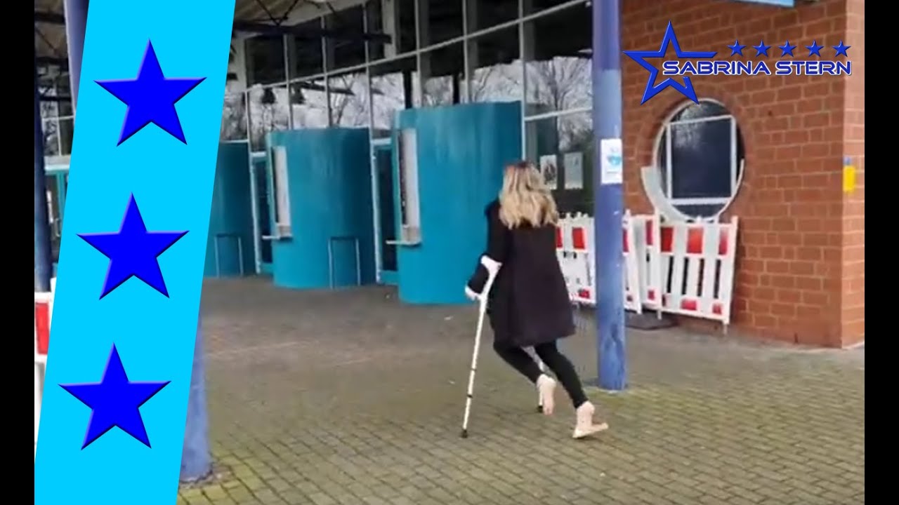 Klapperlatschen und Krücken aber voll motiviert - Clattery slippers and crutches but fully motivated
