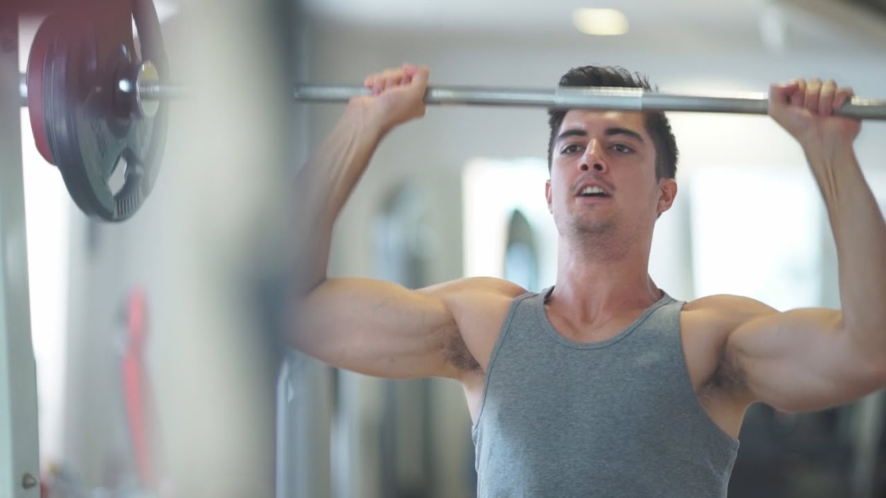 Full Day of Bulking - Shoulders Workout and Questionable Diet