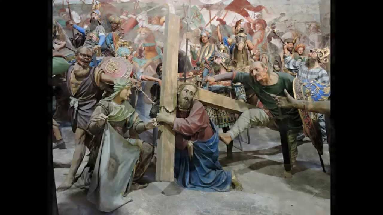 Sacro Monte Varallo Sesia (4) Cappella XXXVI &ndash; La salita al Calvario - slideshow