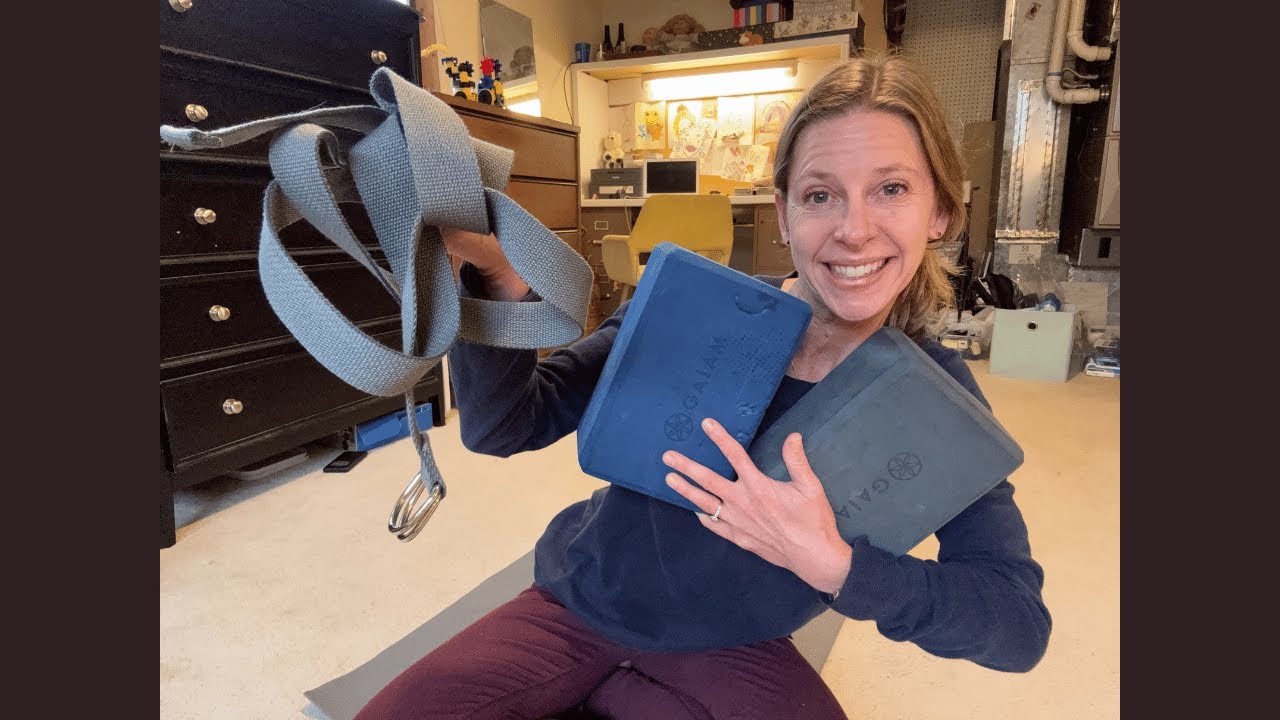 GAIAM Yoga Block and Strap Combo Review