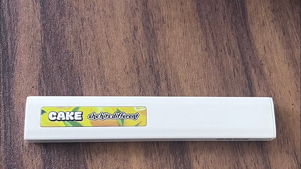 Cake she hit Different(Lemondrizzle)disposable Review