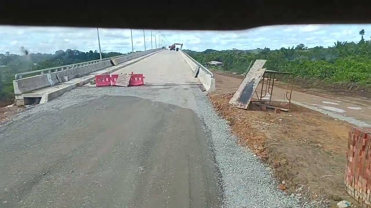 NGELAYANG JAMBATAN SEBAUH KE ULU SEBAUH//PAMA MEH UDH DULU RASMI.