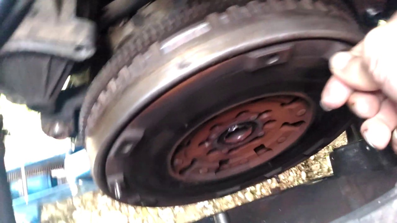 démontage embrayage 807