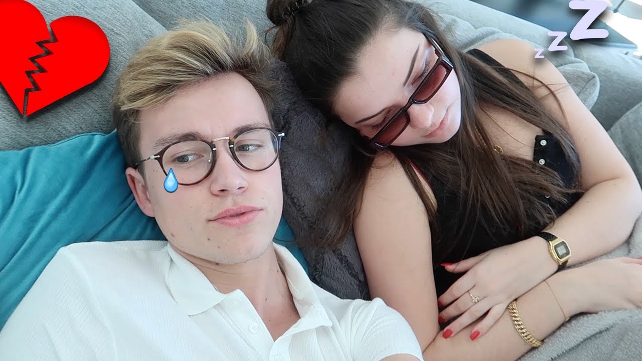 Je ne dors plus avec Clara 😢💤 | Sundy Jules