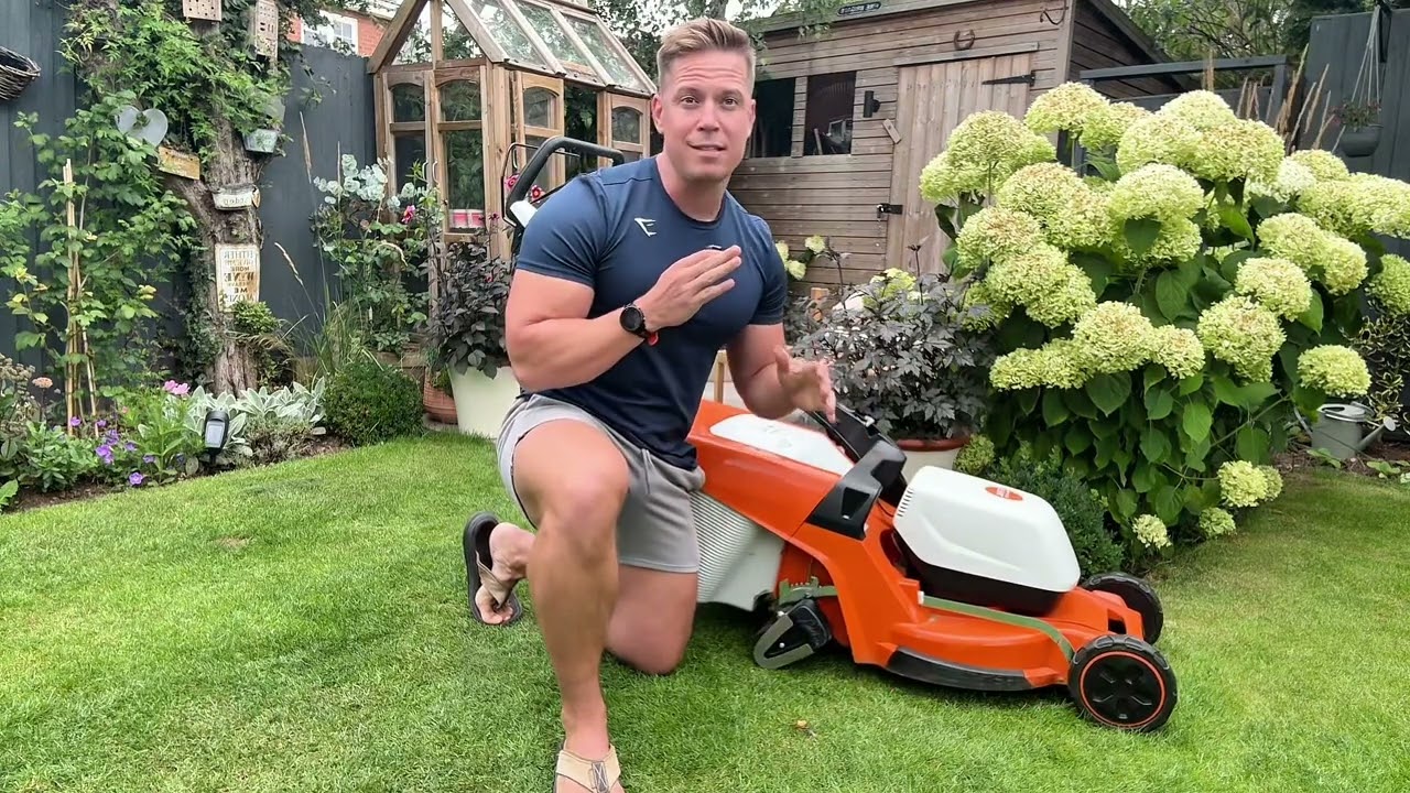 Essential August Lawn Care Tips | How to Revive & Prep Your Lawn for Autumn