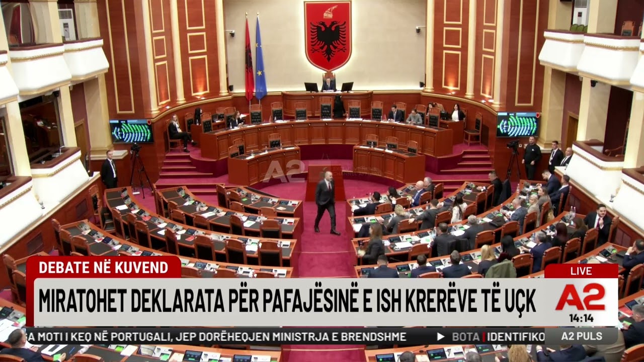 Kur jeni bashkë, kur veç? Ironizon Balla: A u tërhoqet a jo nga nisma