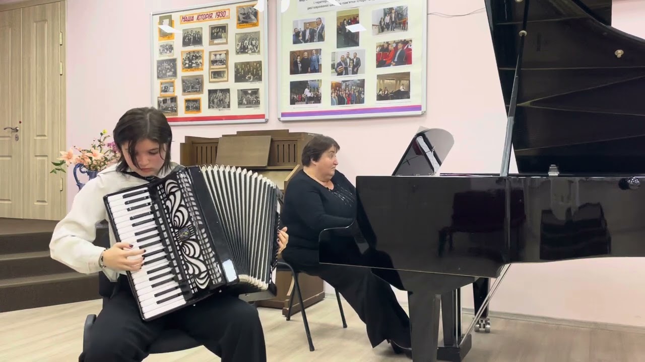 В.Івасюк «Я піду в далекі гори»