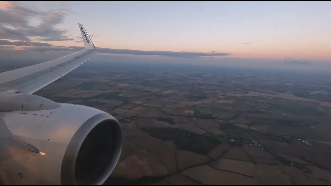 Ryanair RK1274  Edinburgh to London Stansted  takeoff and landing video