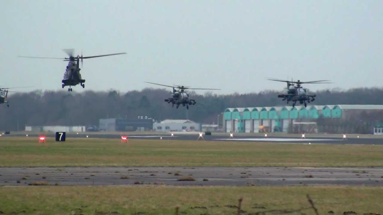Luchtdefilé commando overdracht at Gilze Rijen