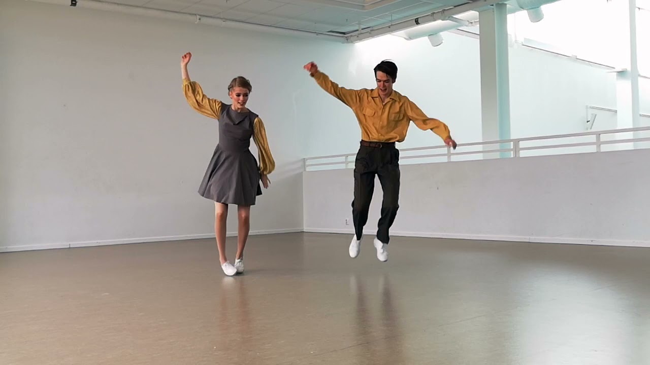 Viktor & Wilma Edlund (Sweden) dancing to - I've Got To Be A Rug Cutter