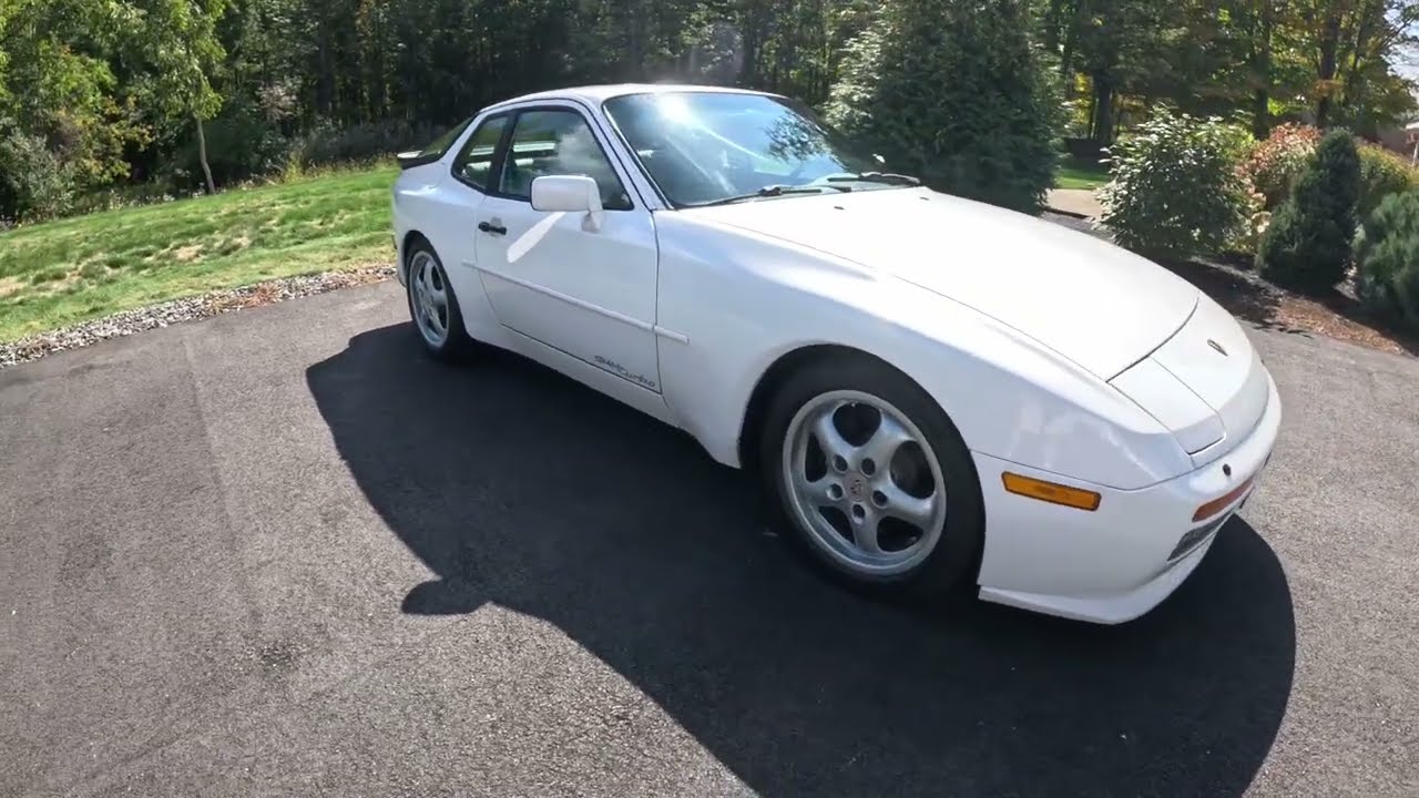 944T Outdoor Walk Around