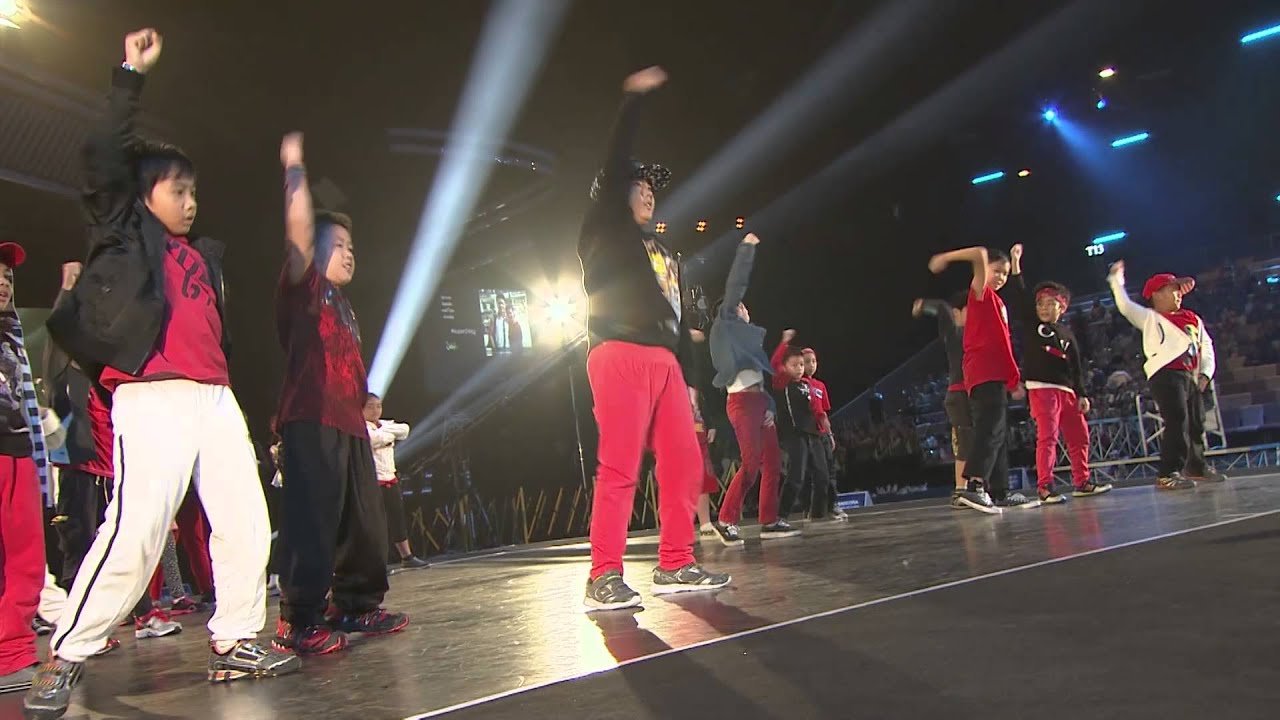 O School Kids Performs at Super 24