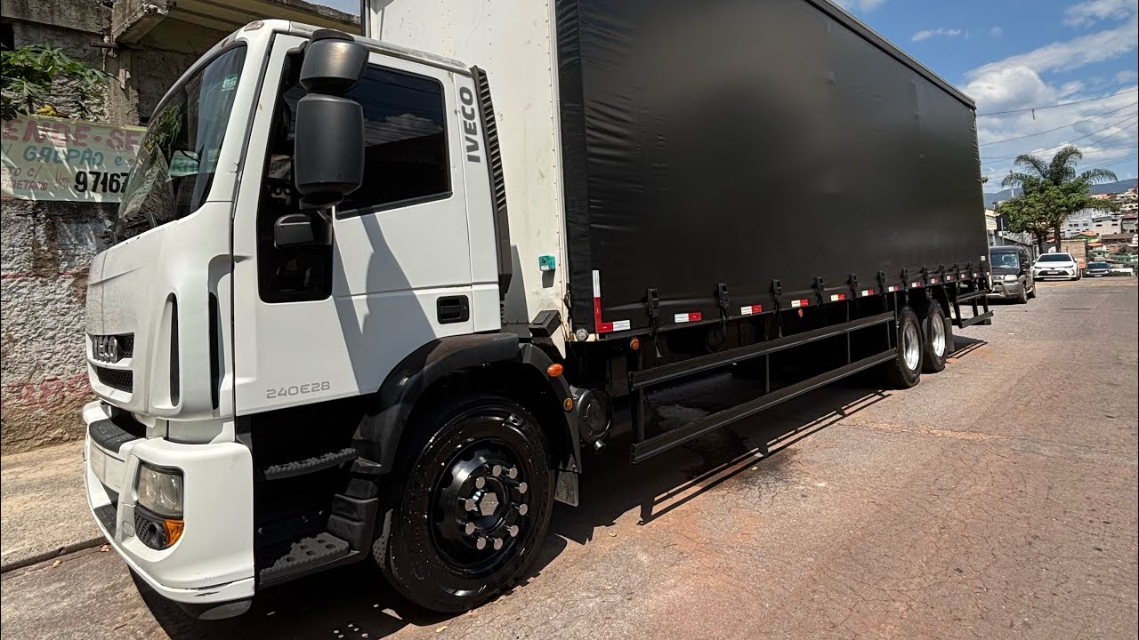 Iveco Tector 240e28 de leilão pega o antes e depois aos poucos tá ganhando forma 🙏🏻